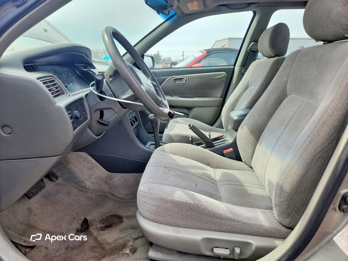 Toyota Camry 2000