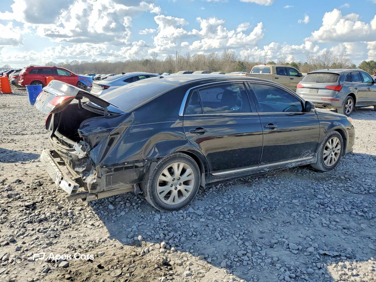 Toyota Avalon 2012