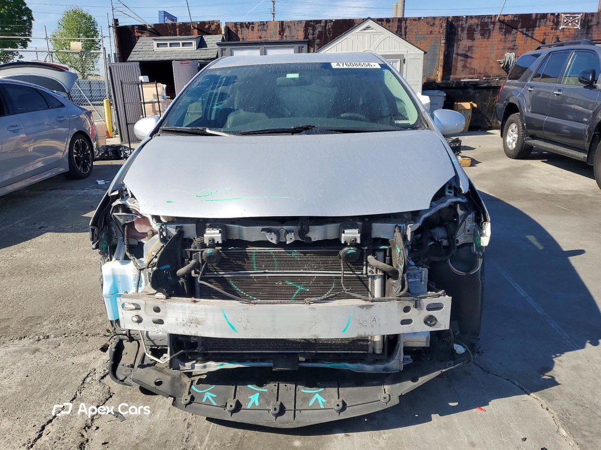 Toyota Prius 2012