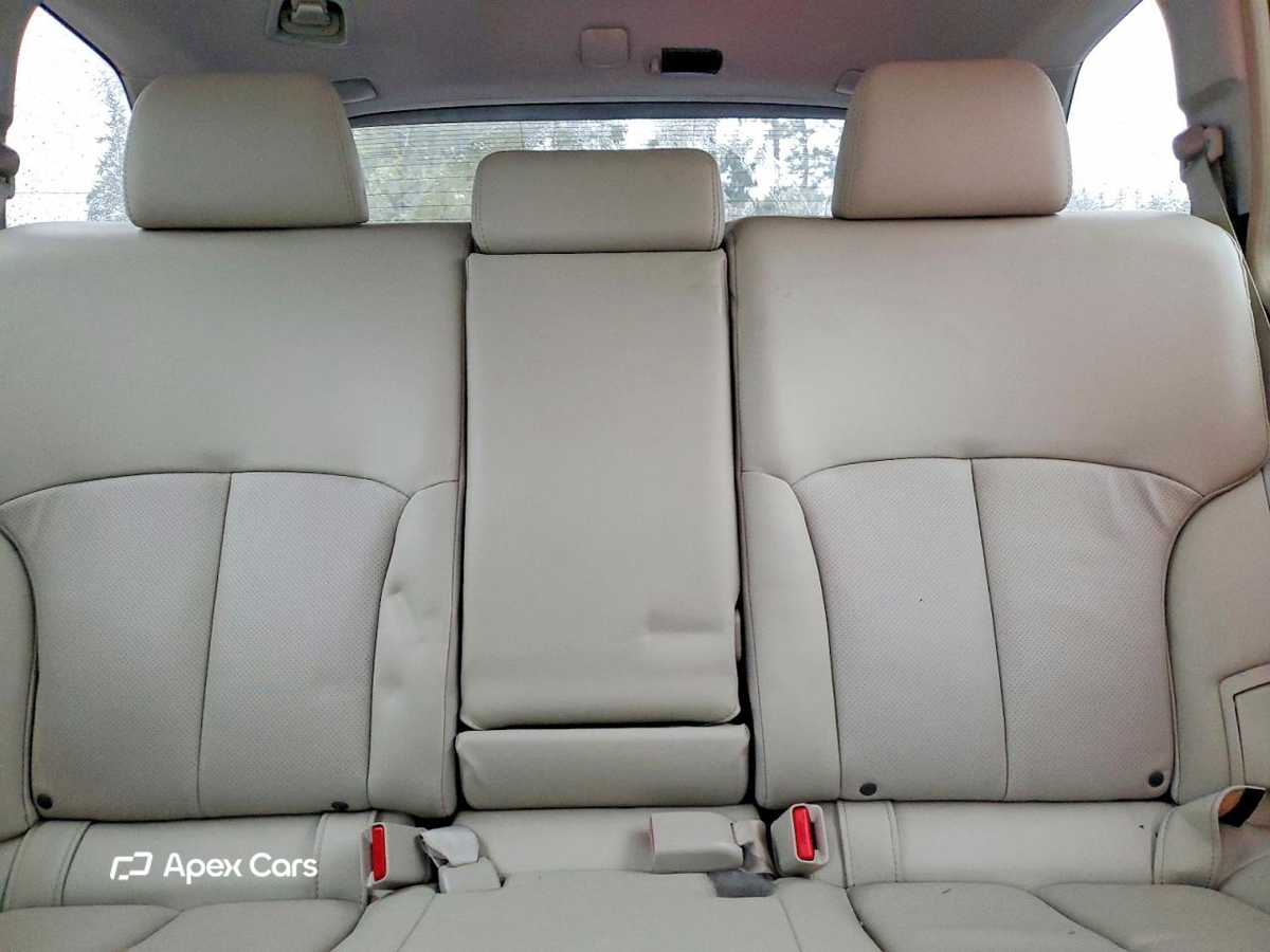 Subaru Outback 2012