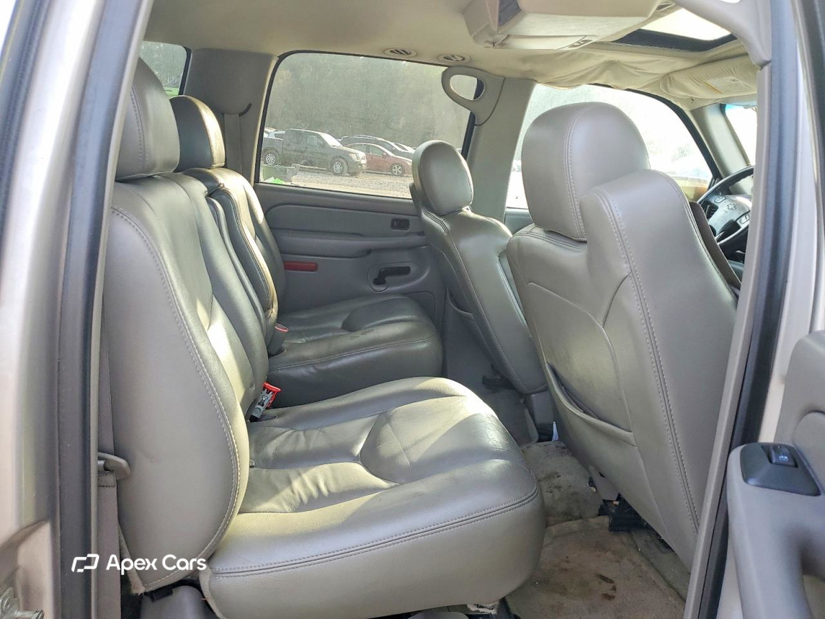 Chevrolet Suburban 2005