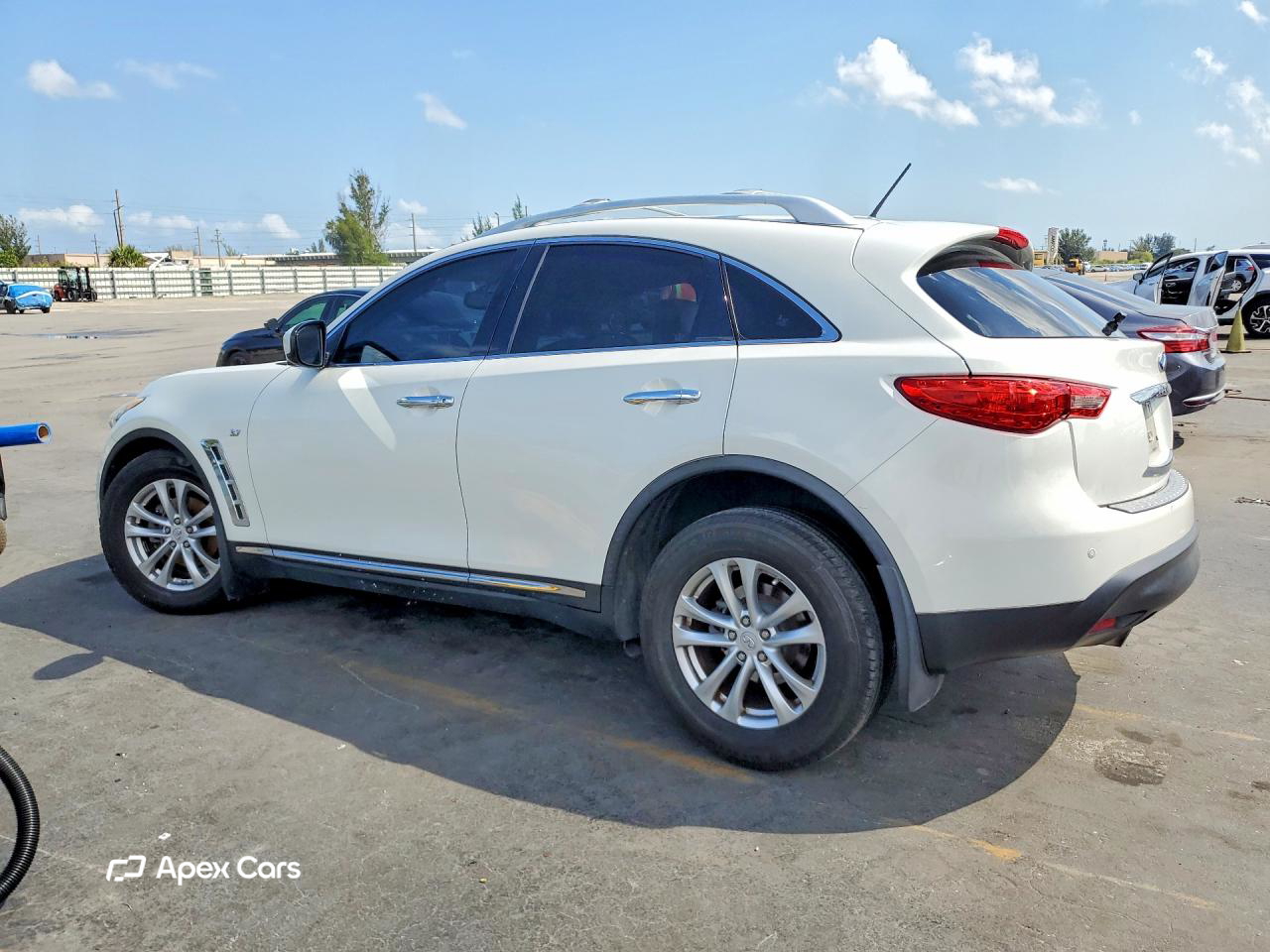 Infiniti QX70 2014