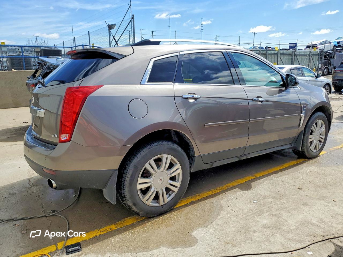 Cadillac SRX 2012