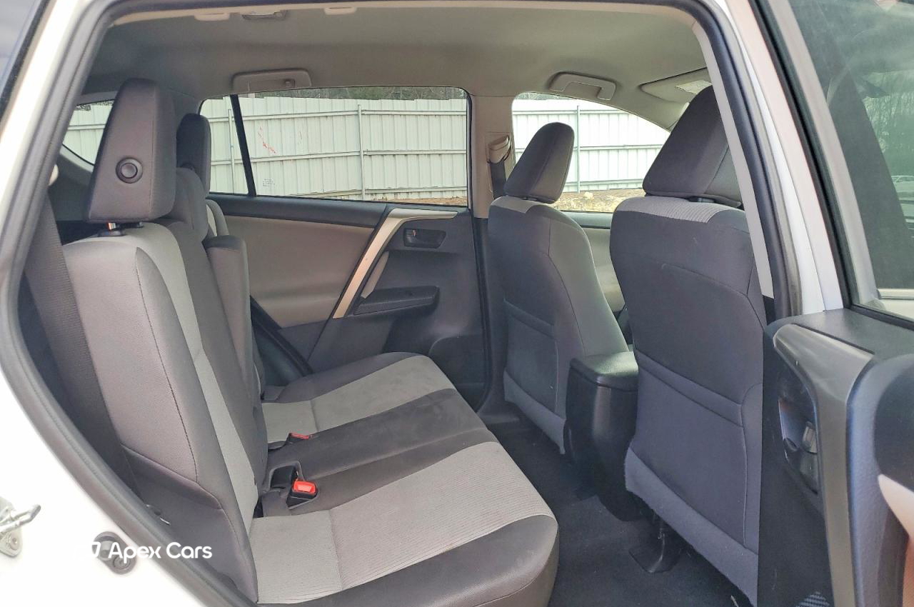 Toyota RAV 4 2015