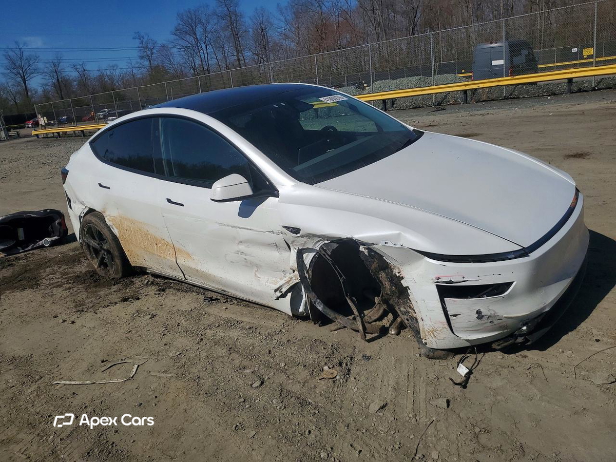 Tesla Model Y 2026
