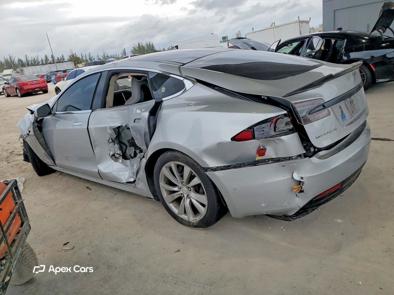 Tesla Model S 2016