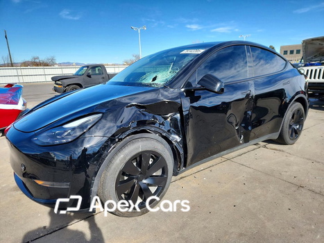 Tesla Model Y 2024 - Zdjęcie 1 z 13