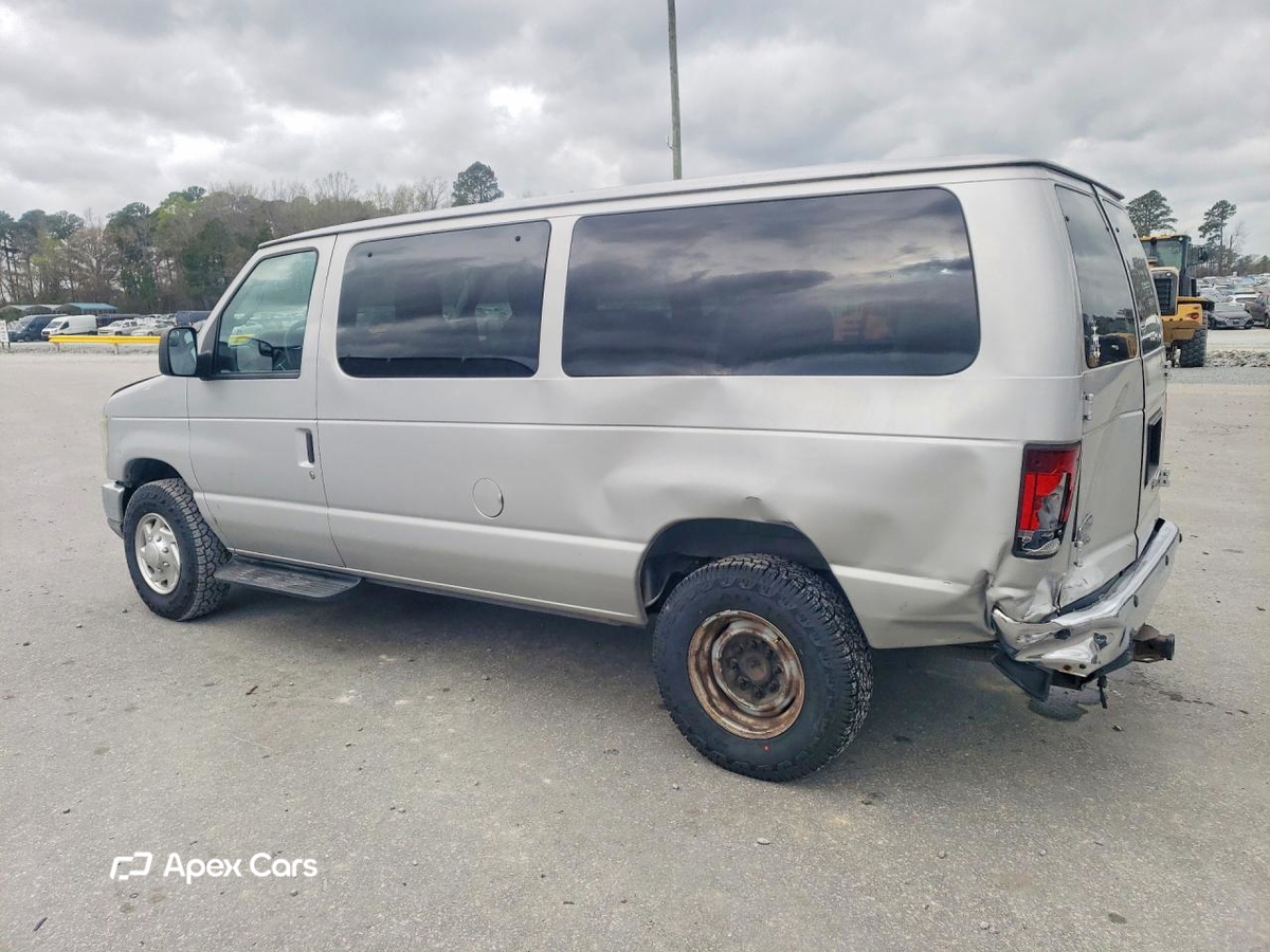 Ford Econoline 2010