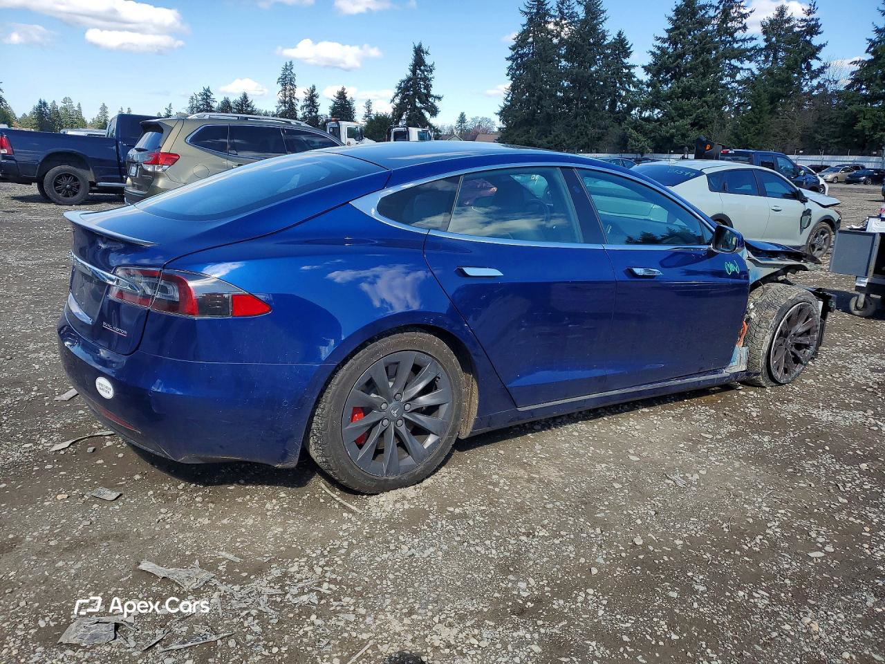 Tesla Model S 2020