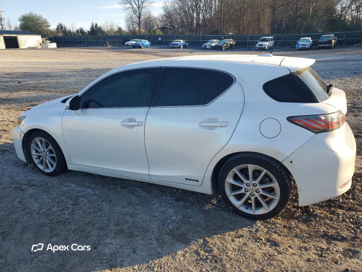 Lexus CT 2013