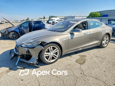 Tesla Model S 2015 - Image 1 of 12