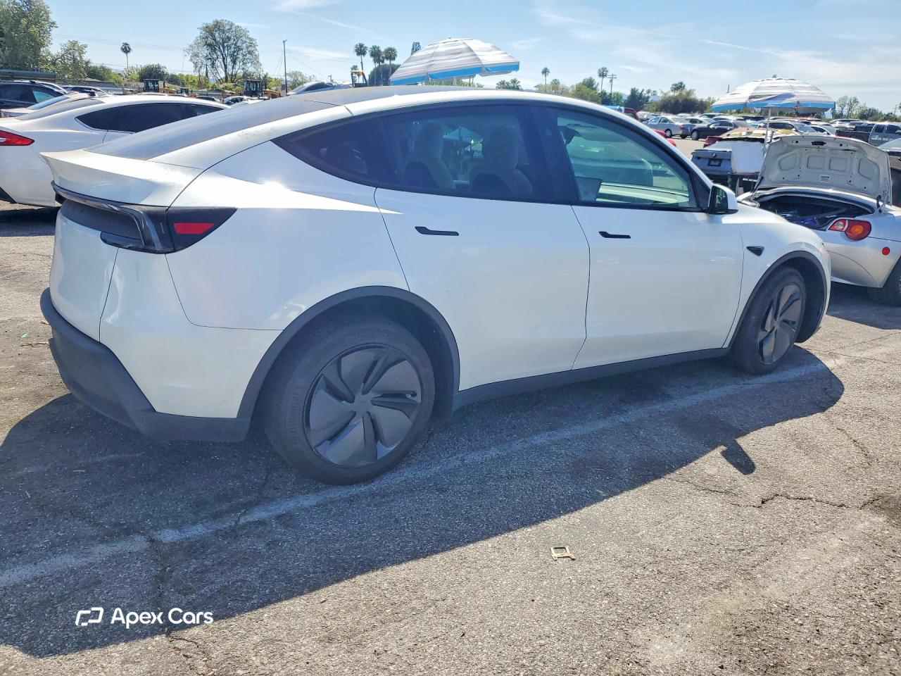 Tesla Model Y 2026