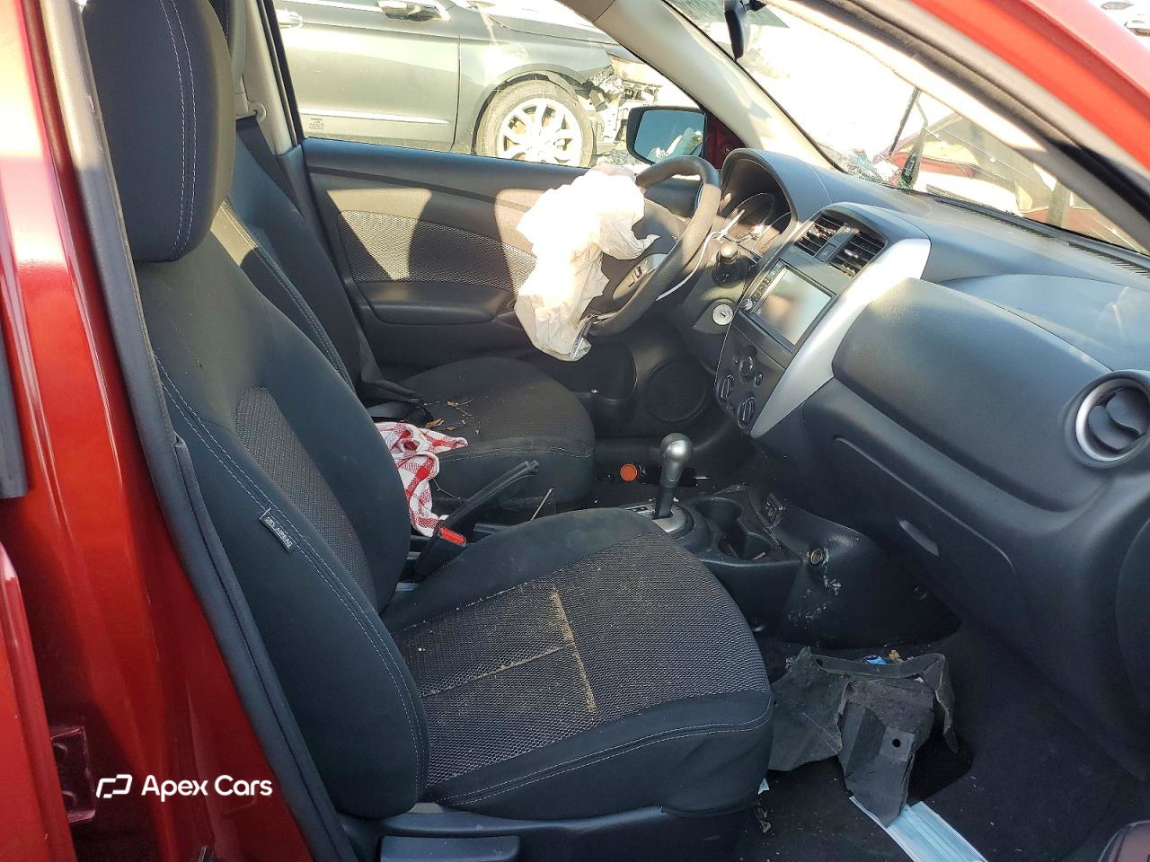 Nissan Versa 2019