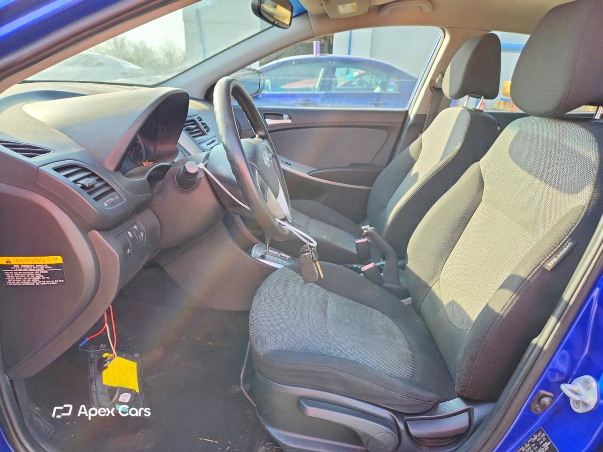 Hyundai Accent 2013