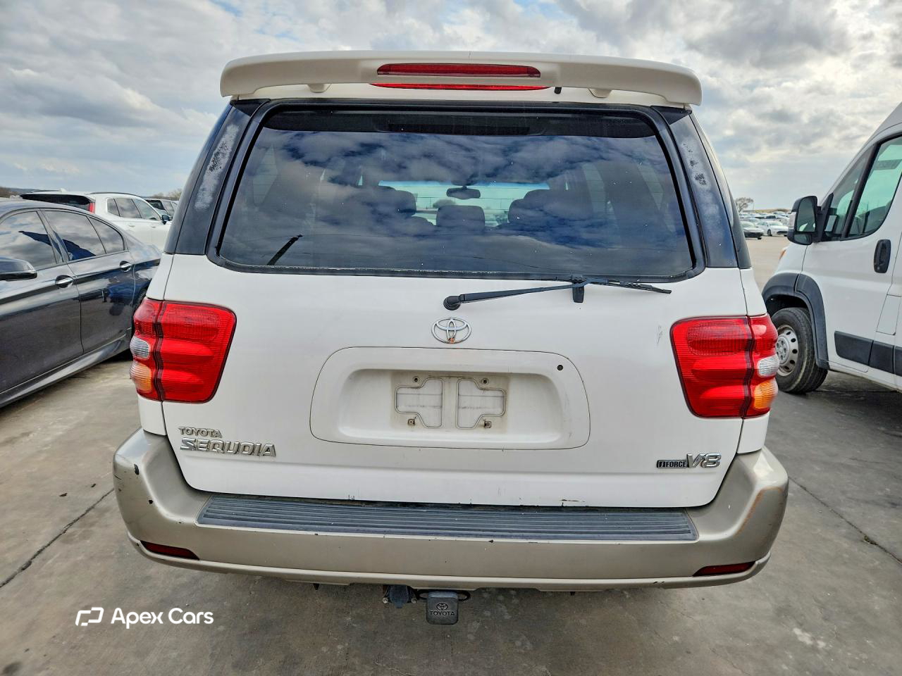Toyota Sequoia 2004