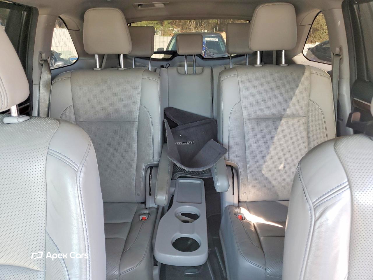 Toyota Highlander 2016