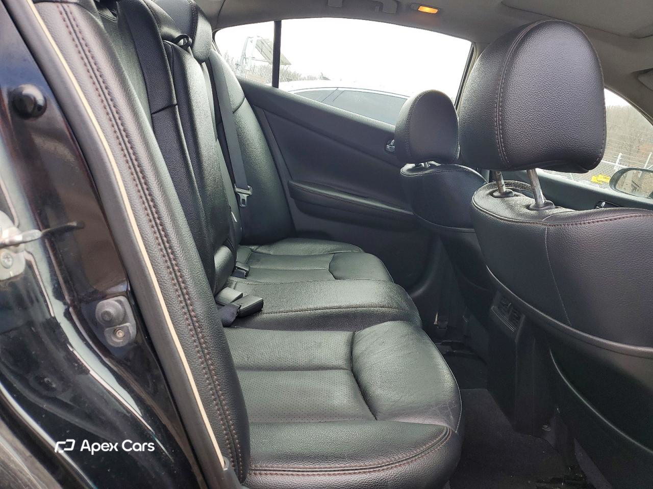 Nissan Maxima 2012