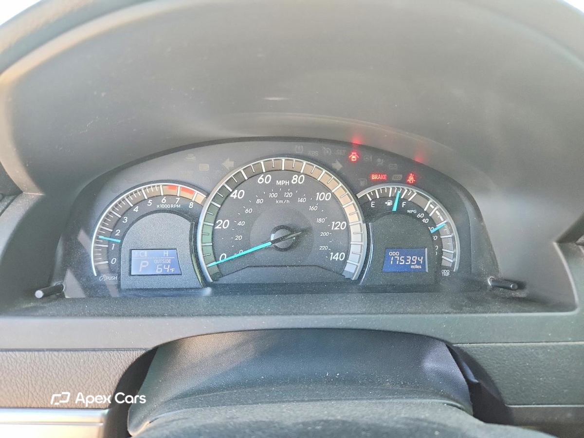 Toyota Camry 2012