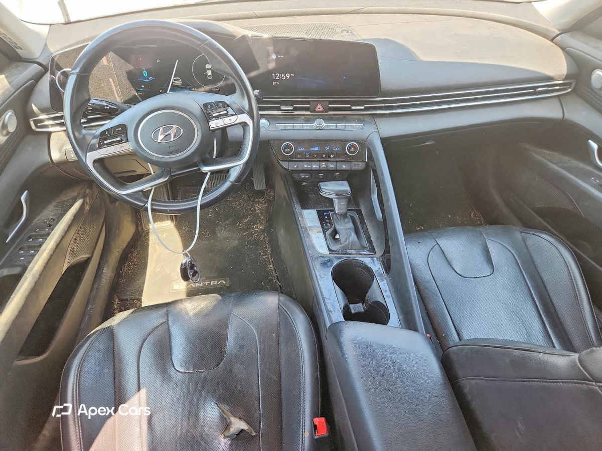 Hyundai Elantra 2021