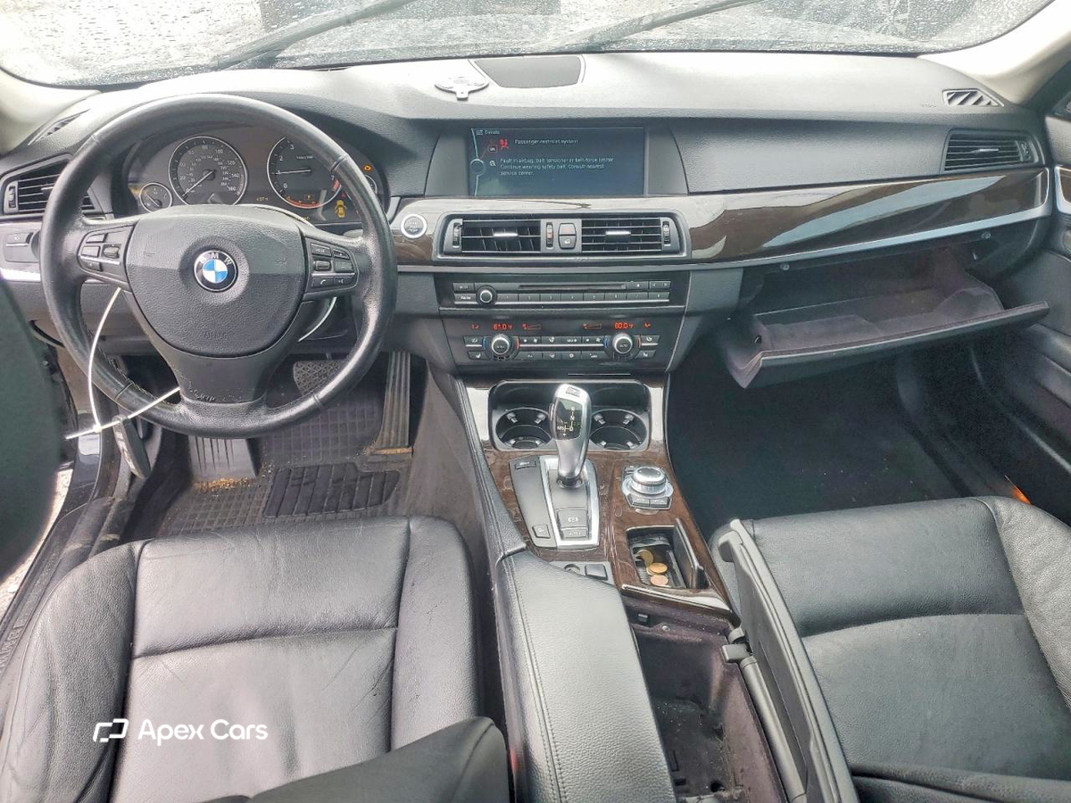 BMW Series 5 2011