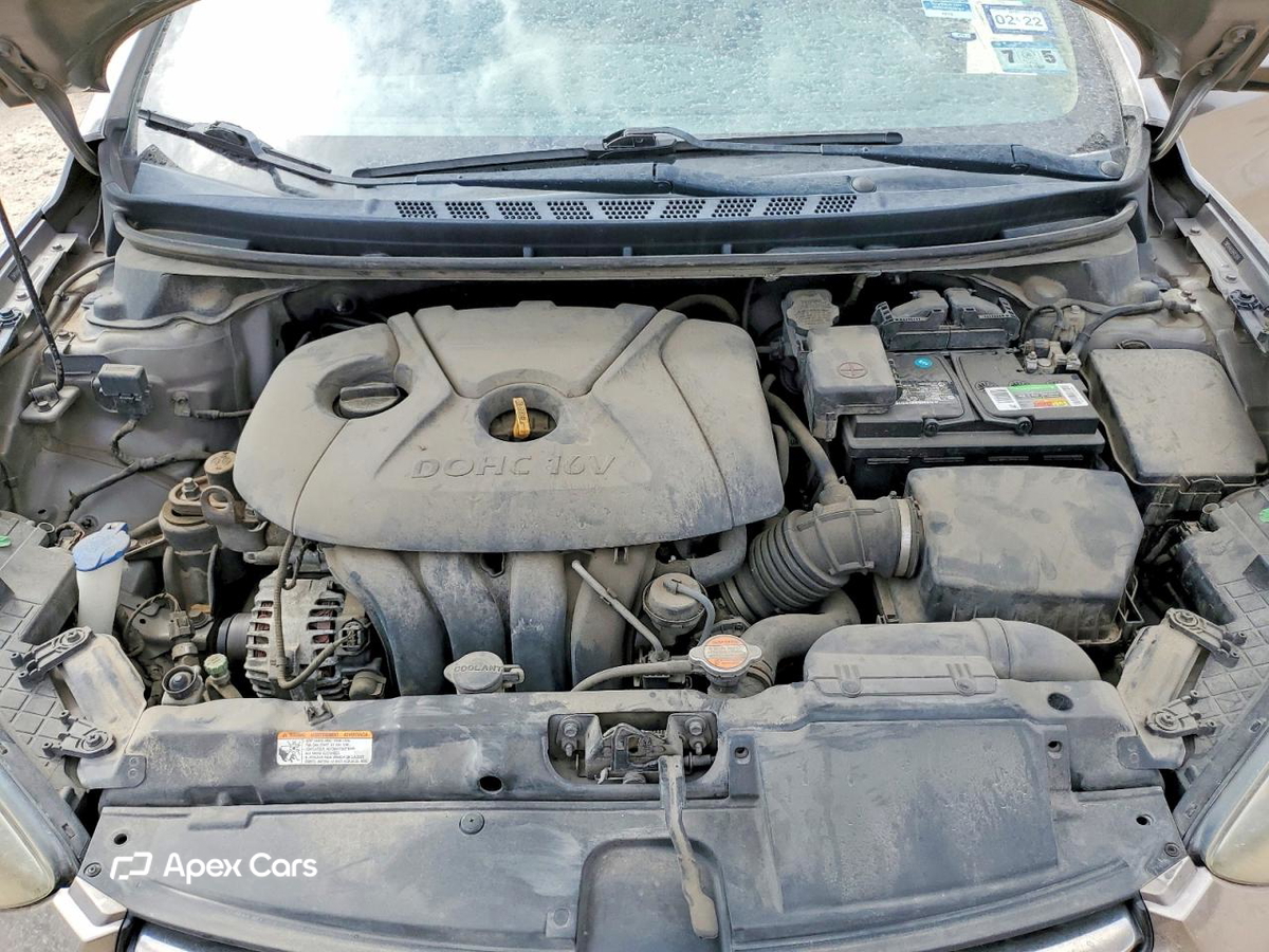 Hyundai Elantra 2011