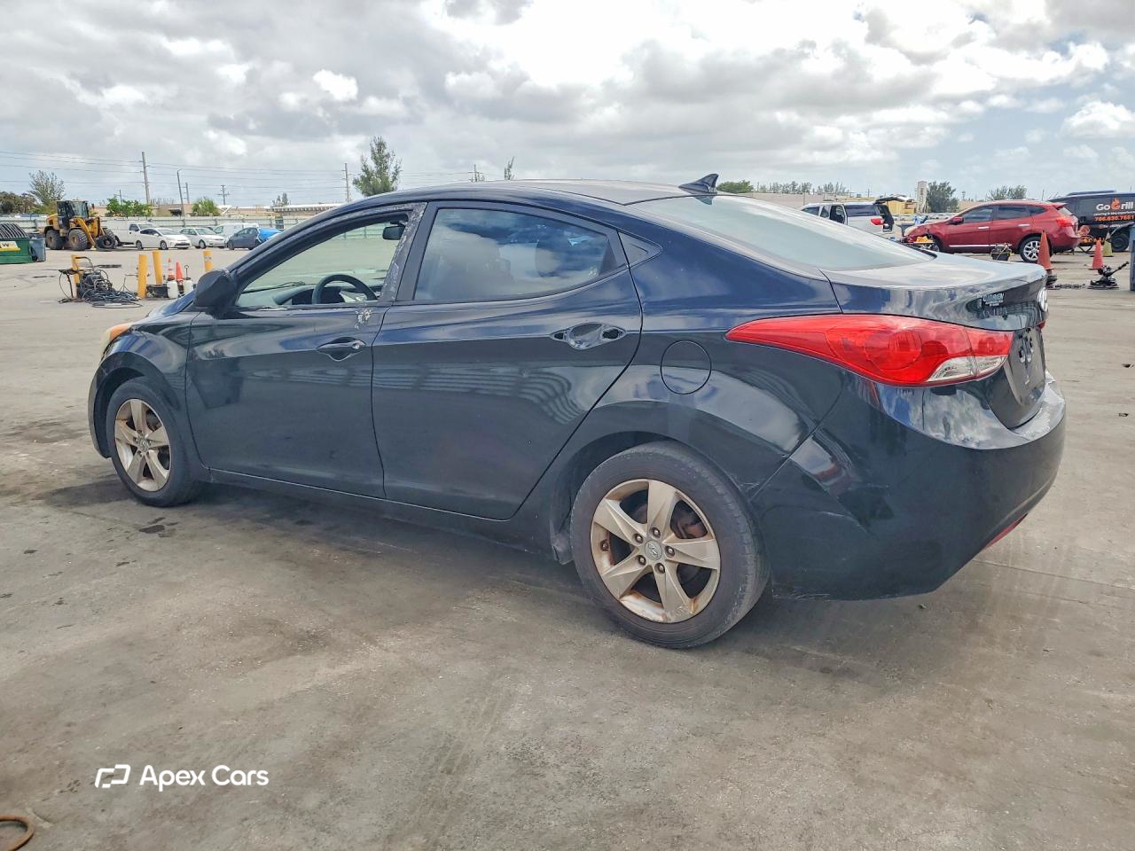 Hyundai Elantra 2012