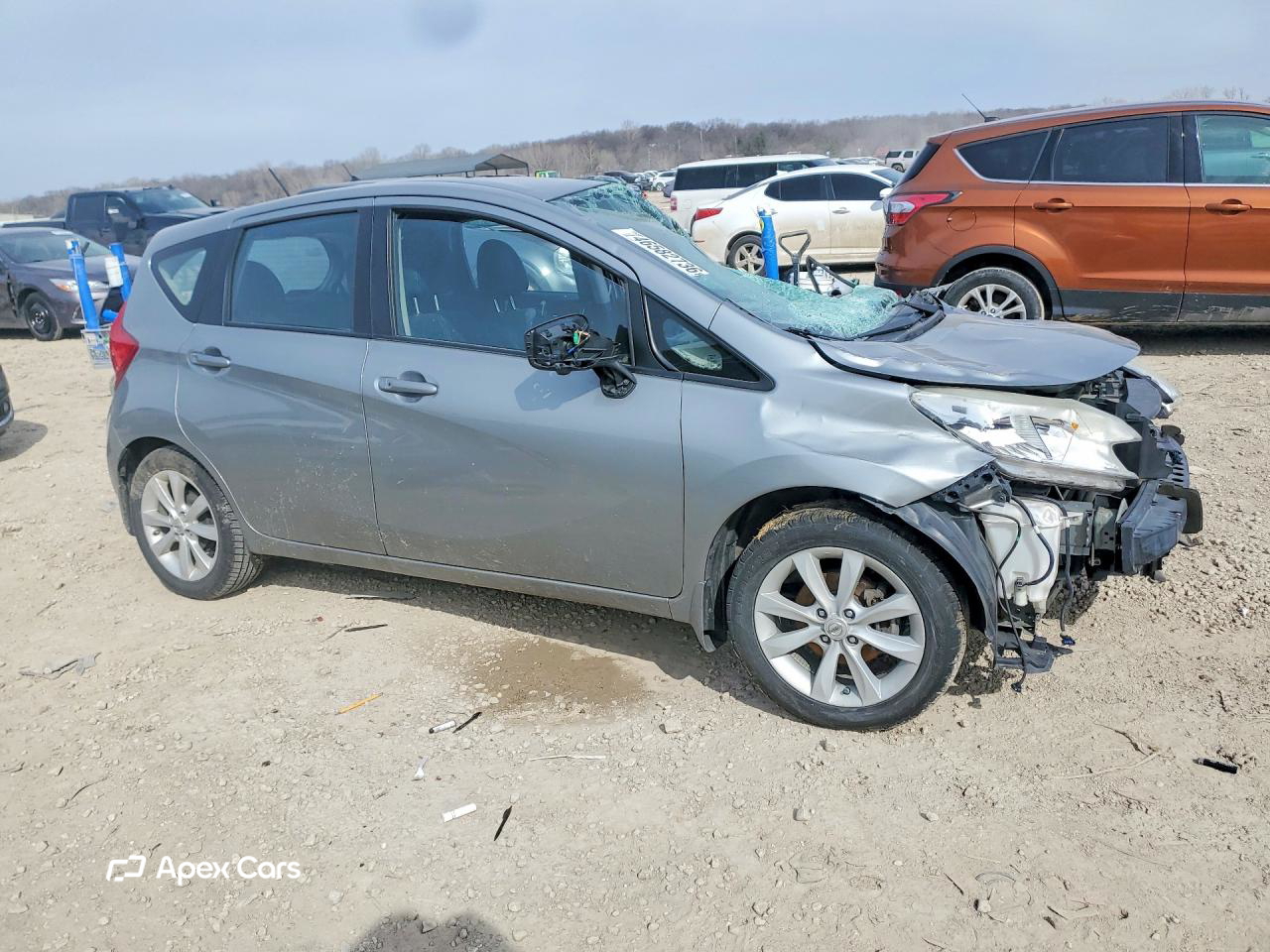 Nissan Versa 2015