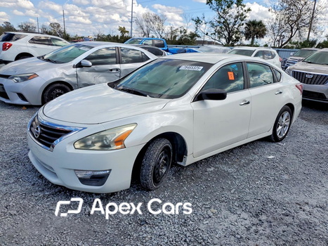 Nissan Altima 2013 - Image 1 of 12