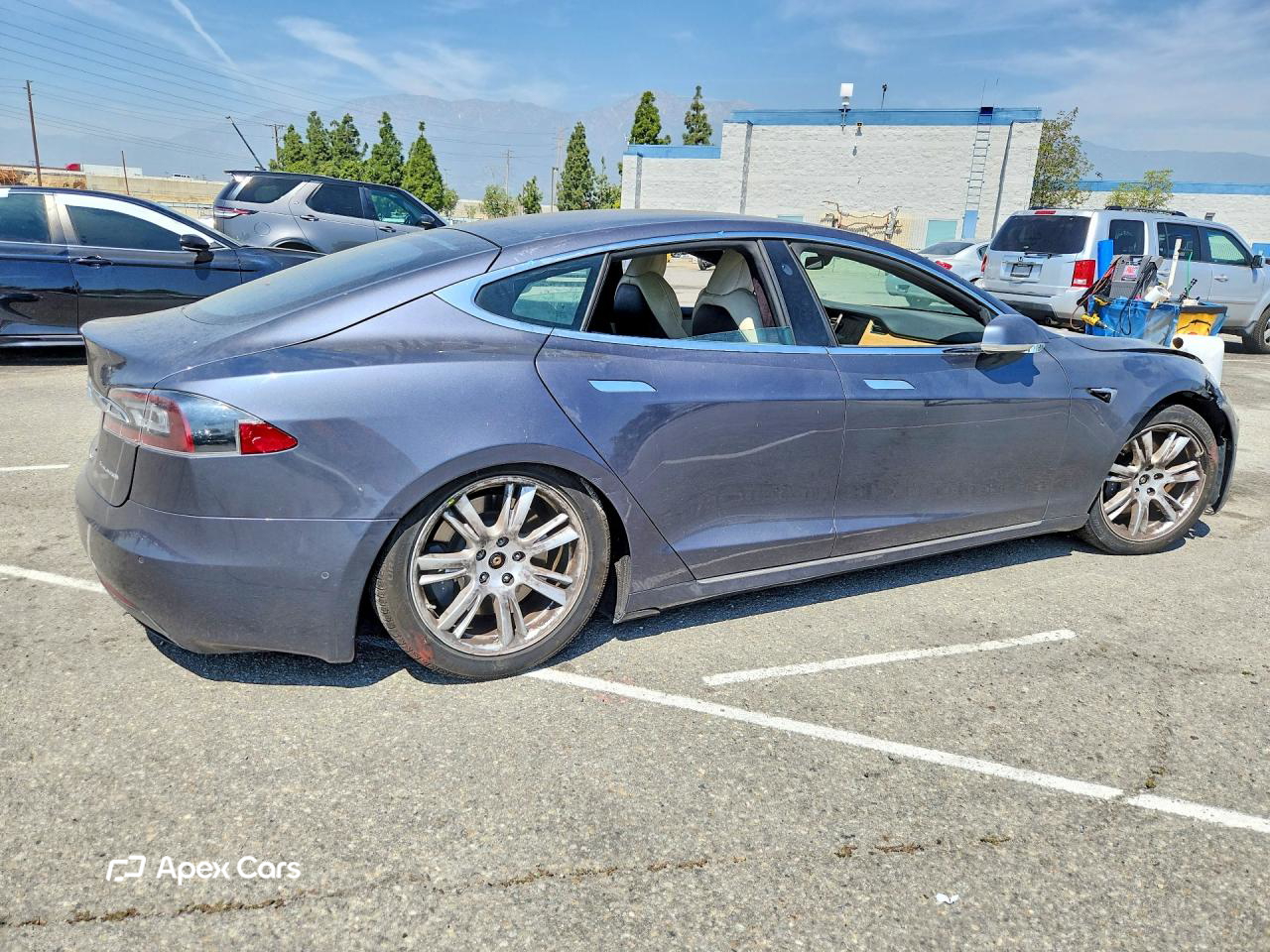 Tesla Model S 2020