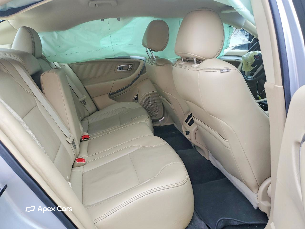 Ford Taurus 2015