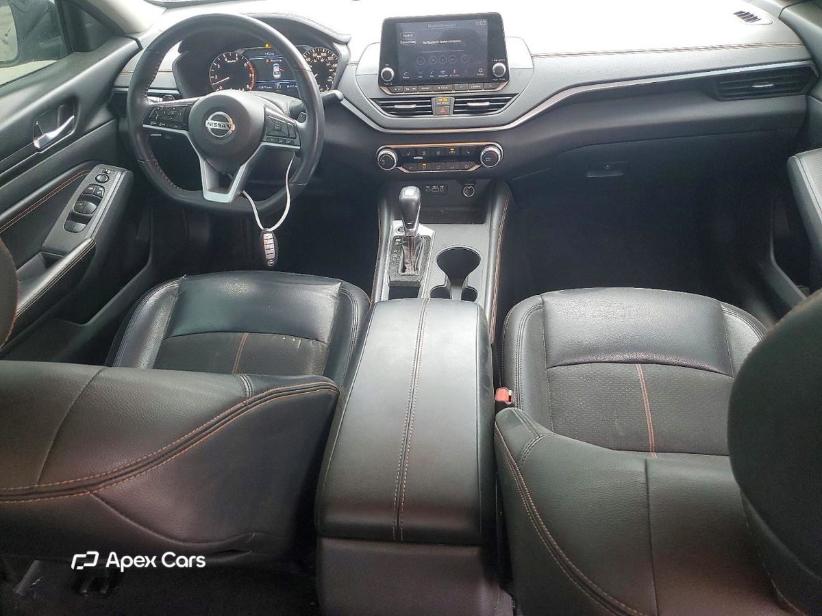 Nissan Altima 2021