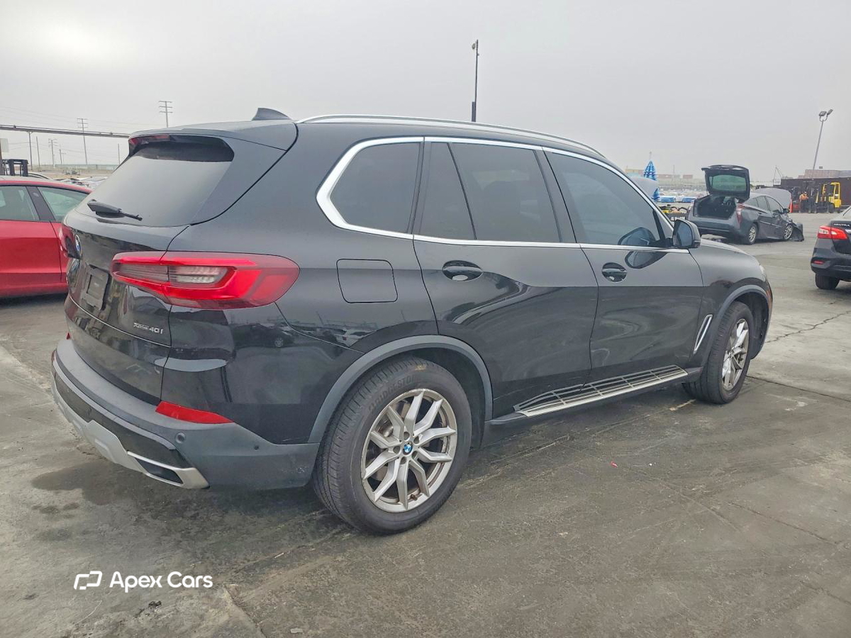 BMW X5 2021