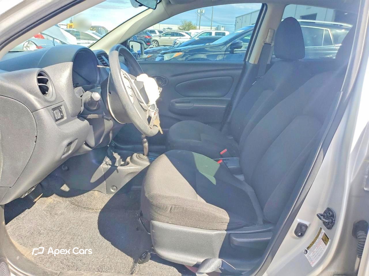 Nissan Versa 2019