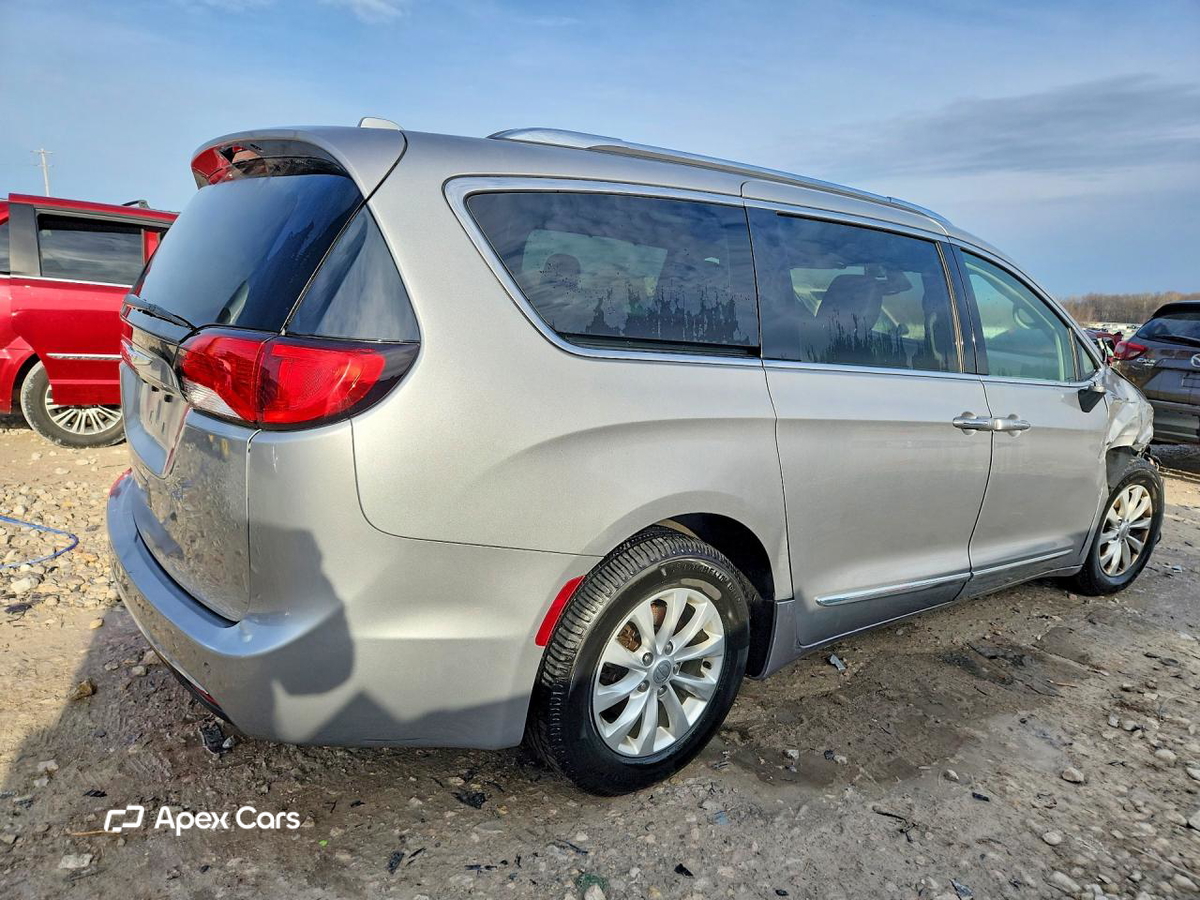 Chrysler Pacifica 2018