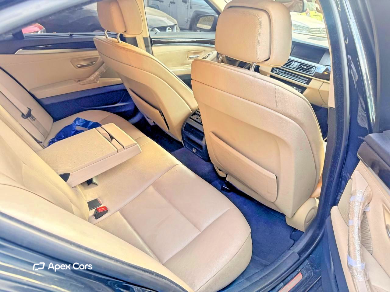 BMW Series 5 2011