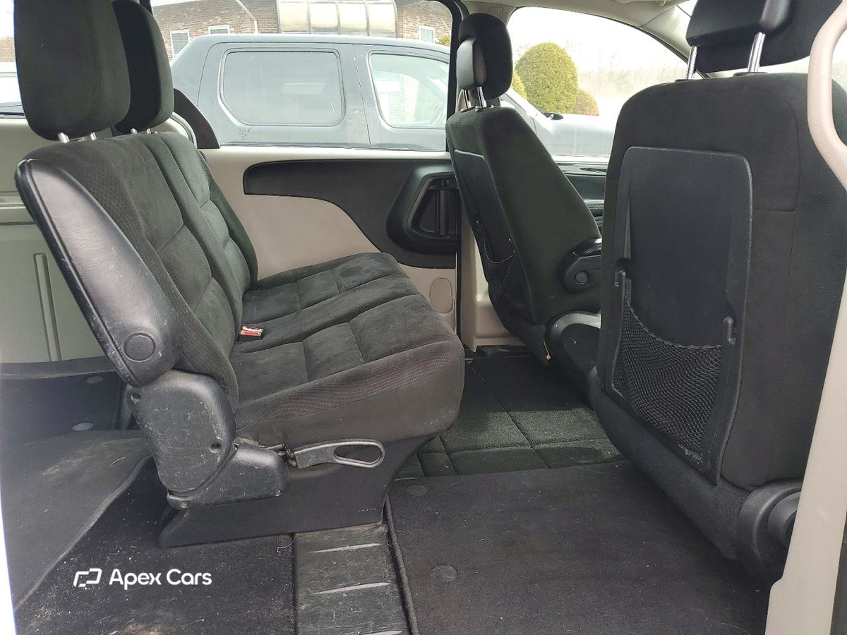 Dodge Caravan 2015