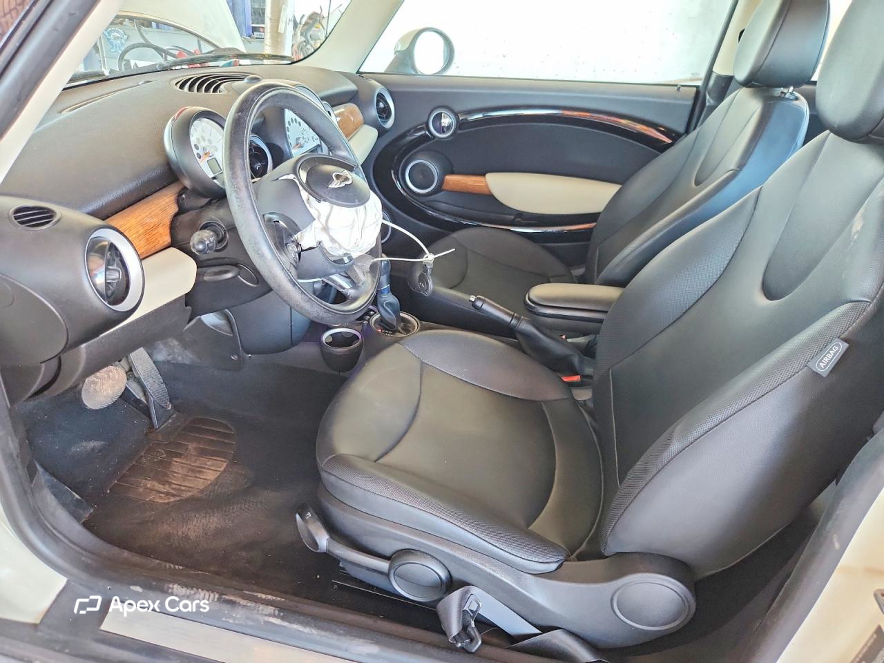 MINI Cooper 2012