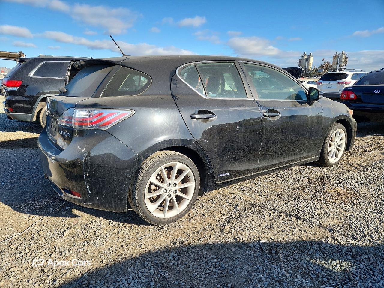 Lexus CT 2013