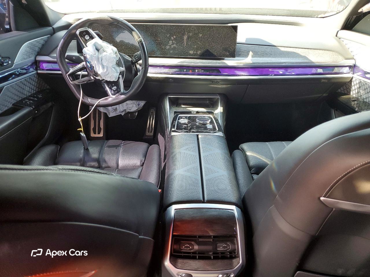 BMW i7 2024
