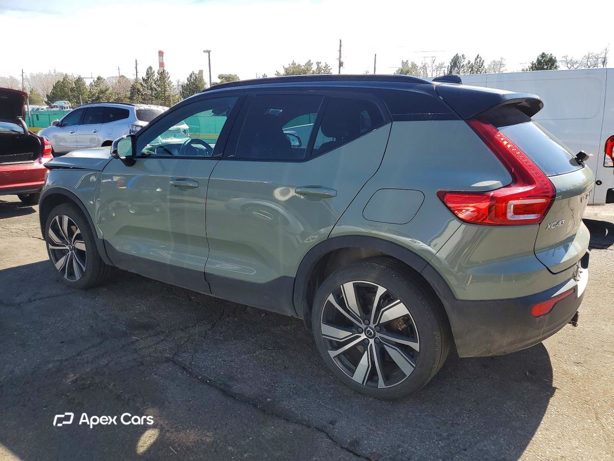Volvo XC40 2021