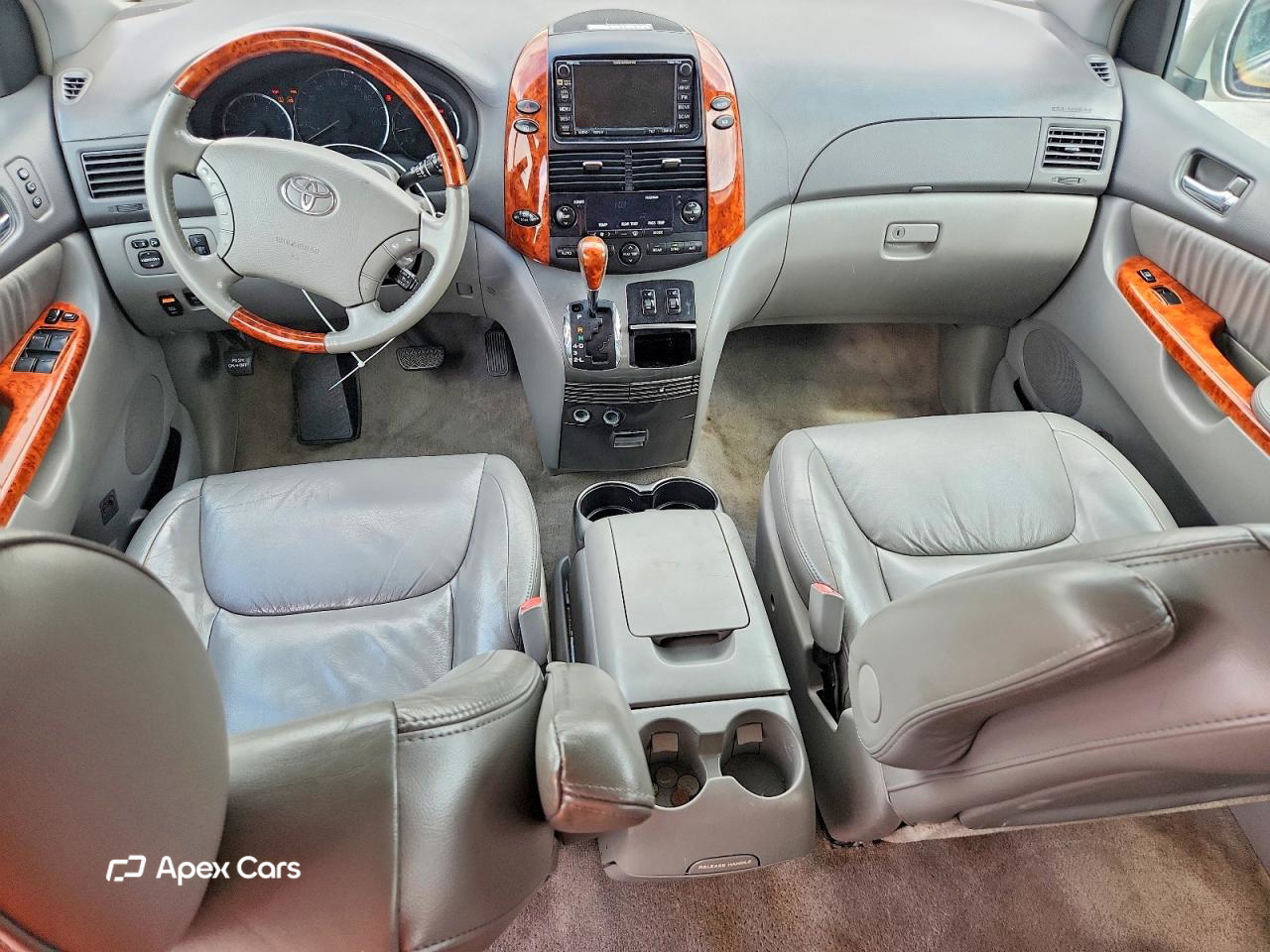 Toyota Sienna 2008