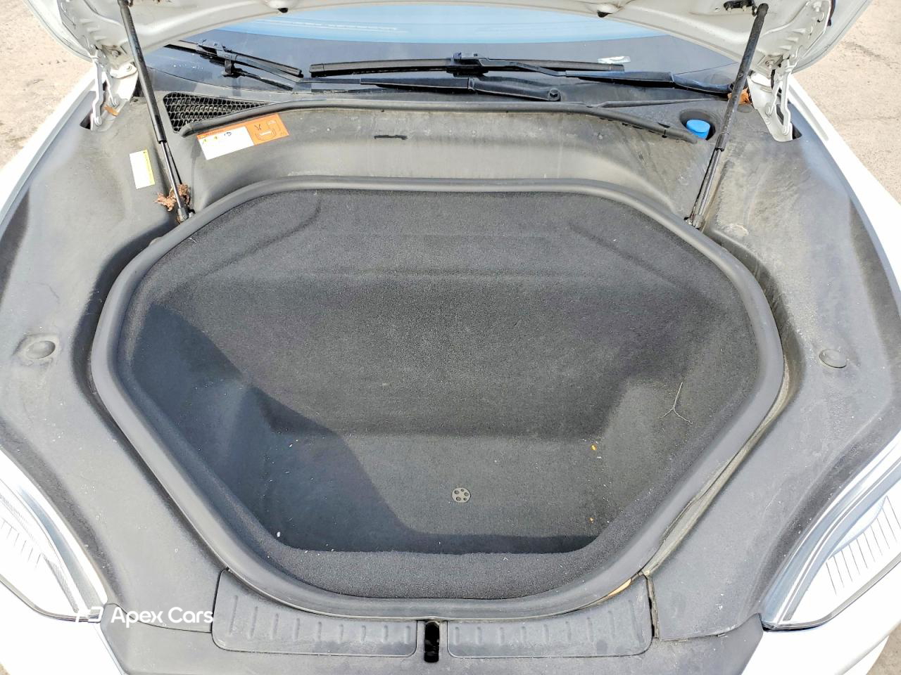 Tesla Model S 2015