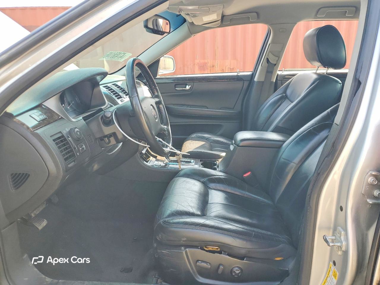 Cadillac DTS 2010