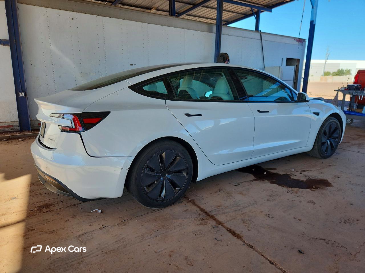 Tesla Model 3 2024