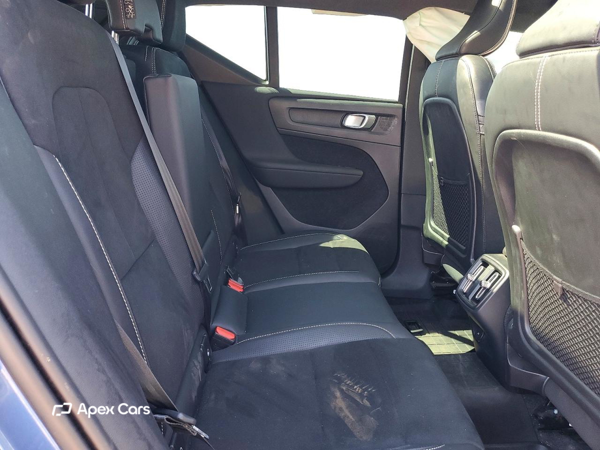 Volvo XC40 2021