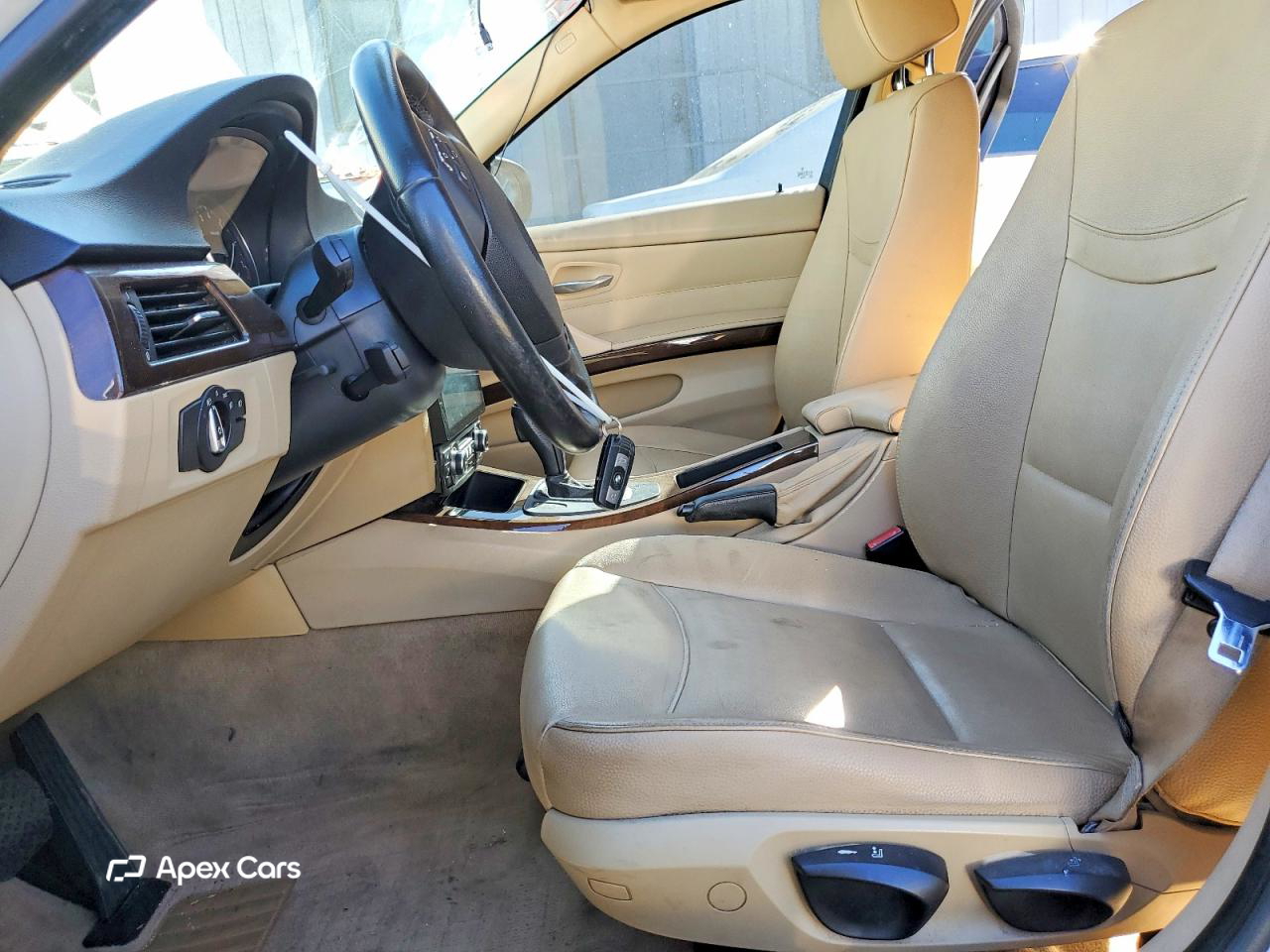 BMW Series 3 2010