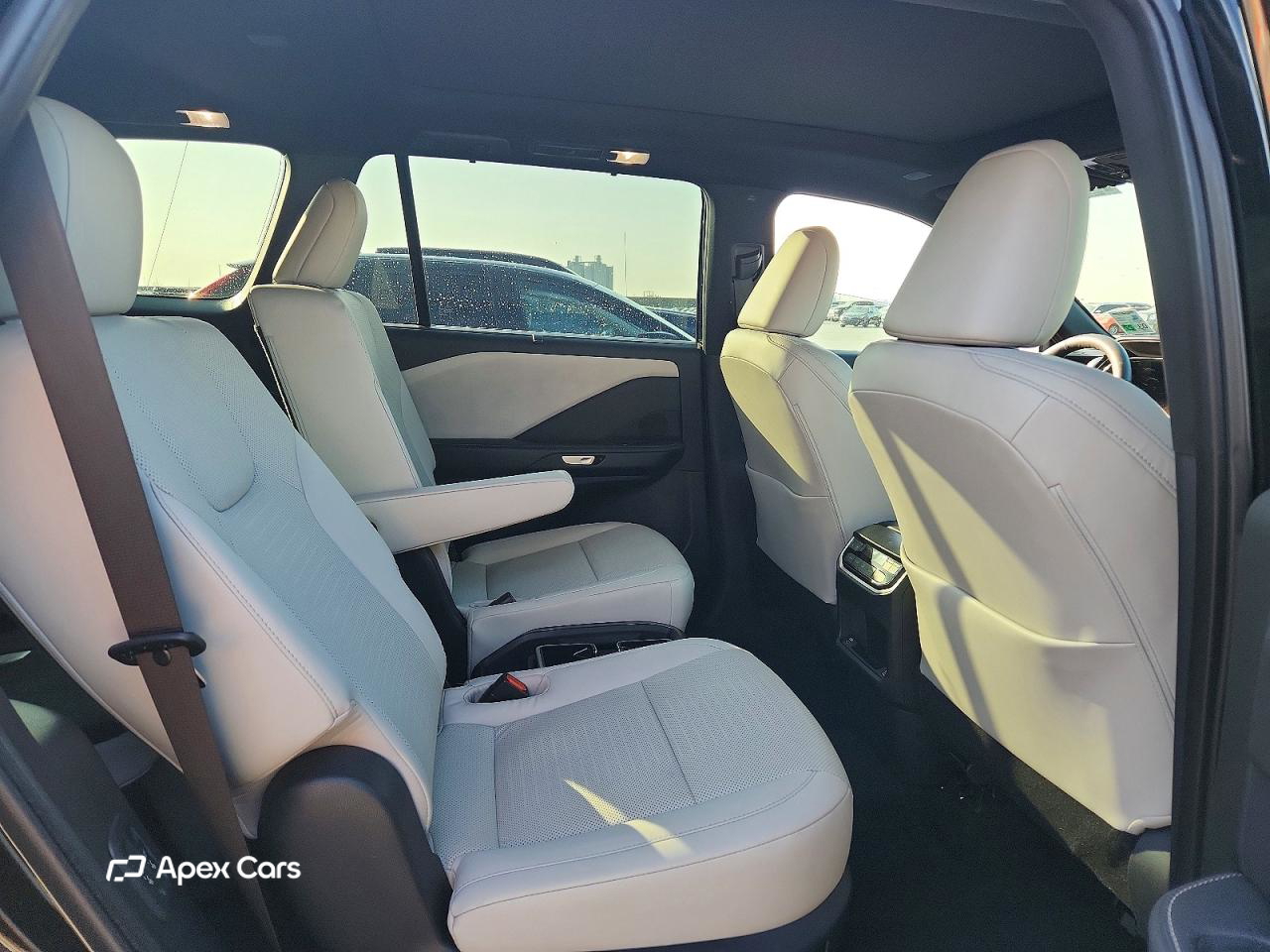 Lexus TX 2025