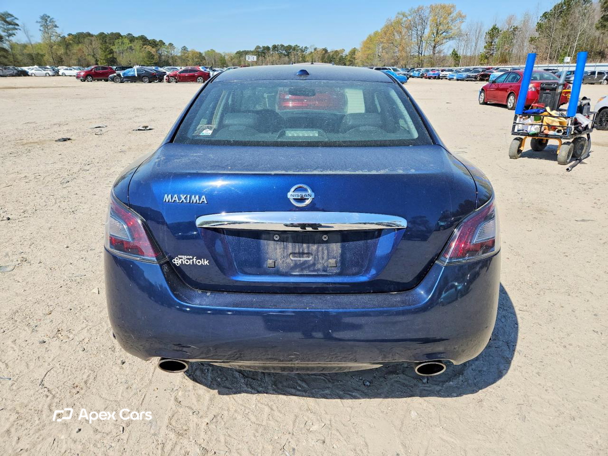 Nissan Maxima 2014