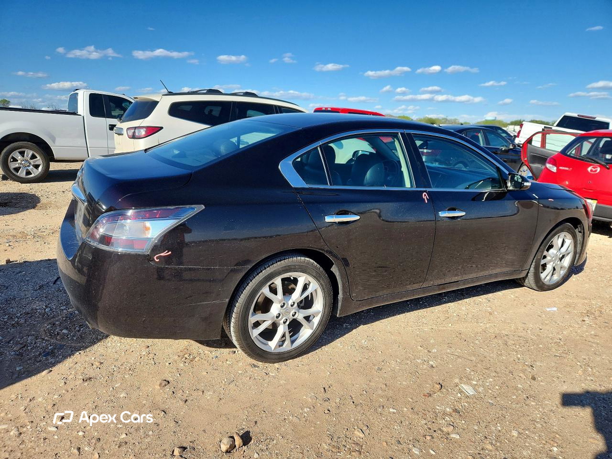Nissan Maxima 2014