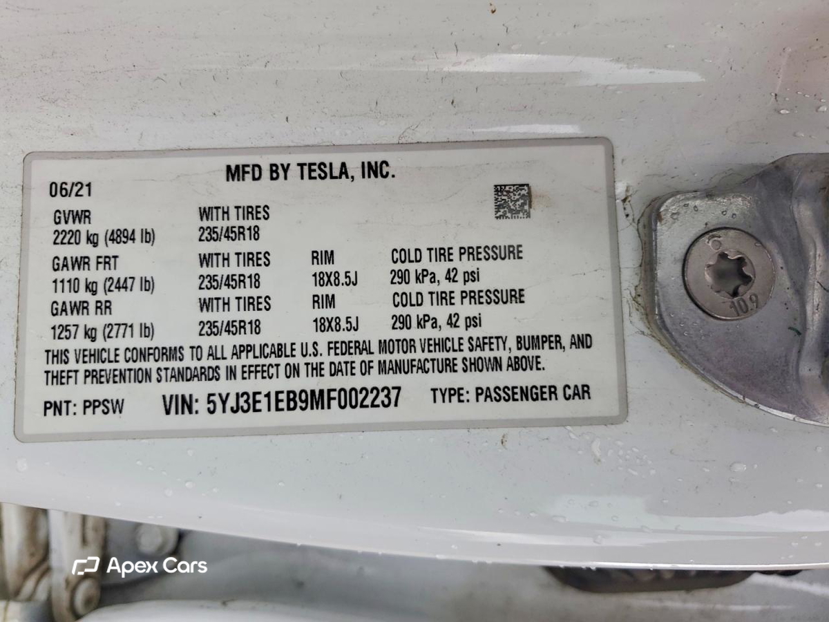 Tesla Model 3 2021